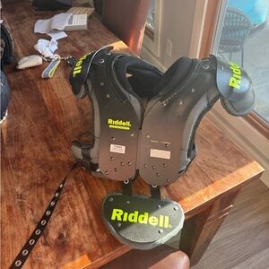 Riddell Black Shoulder Pads never worn
